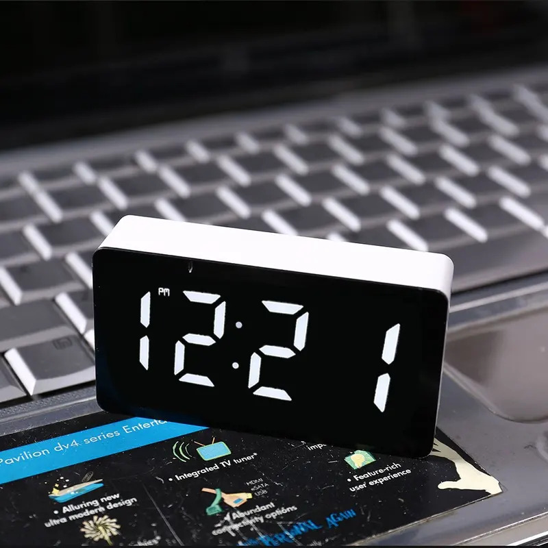 Светодиодные электронные часы, – обзор и цена Electronics Gadgets Wholesale